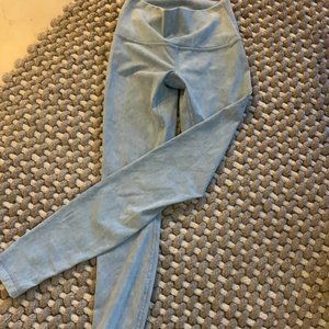 Lululemon fullsize leggings size 4